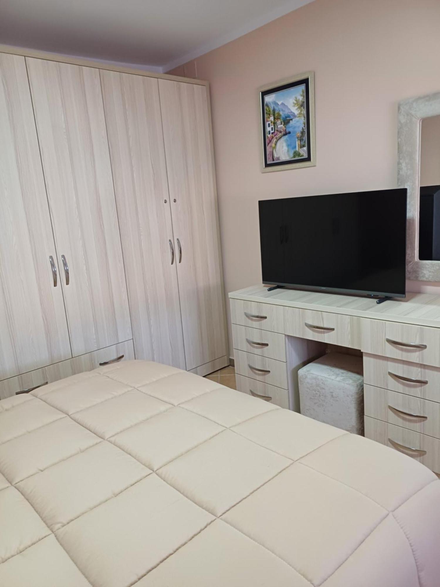 Apartamenti Vero Tirana Exteriör bild