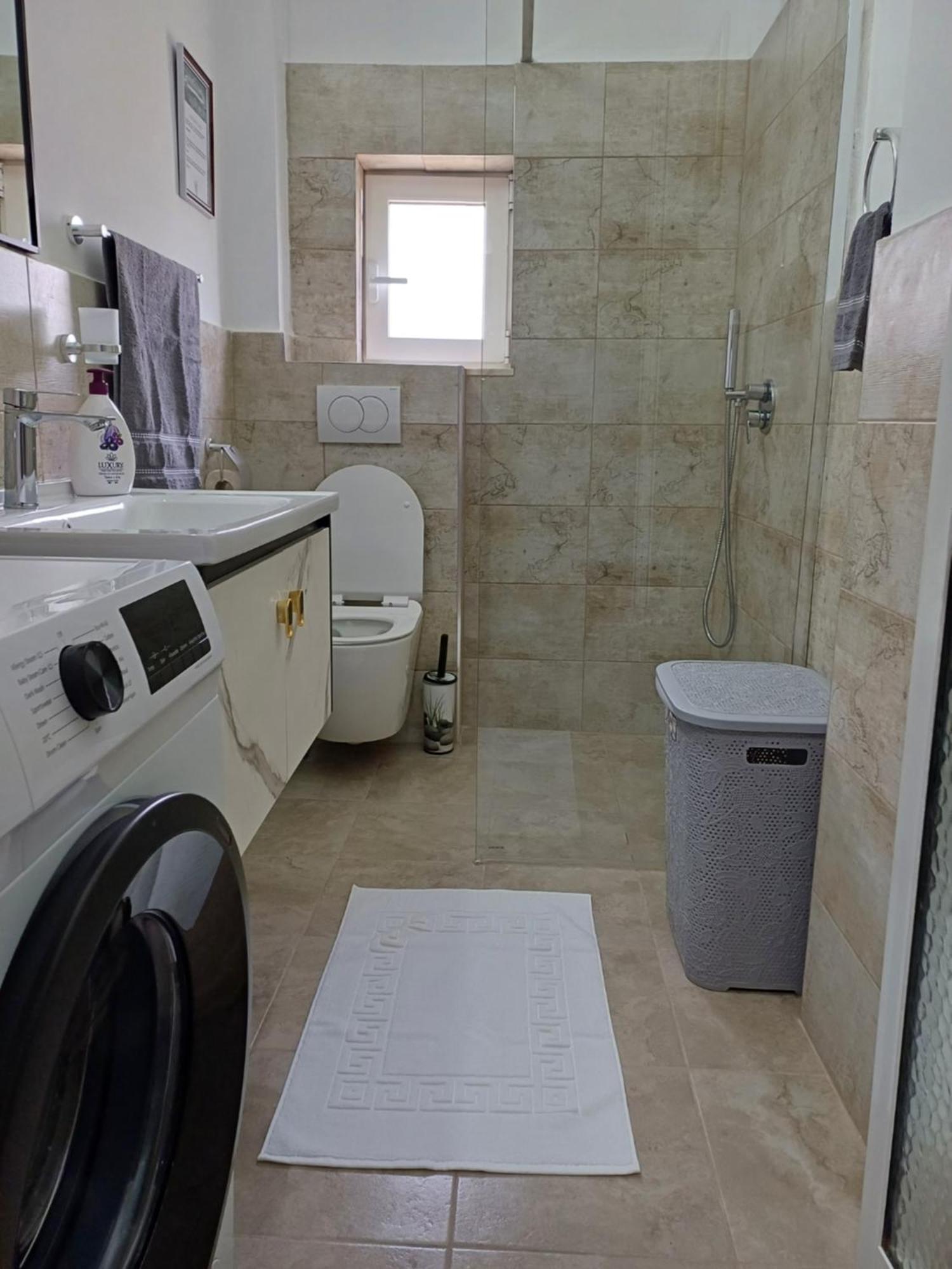 Apartamenti Vero Tirana Exteriör bild