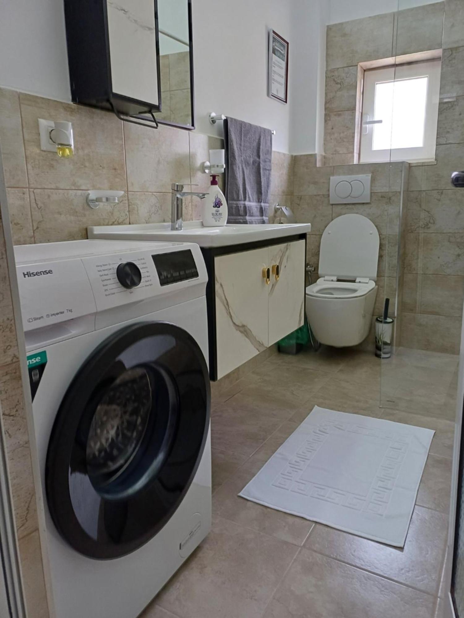 Apartamenti Vero Tirana Exteriör bild