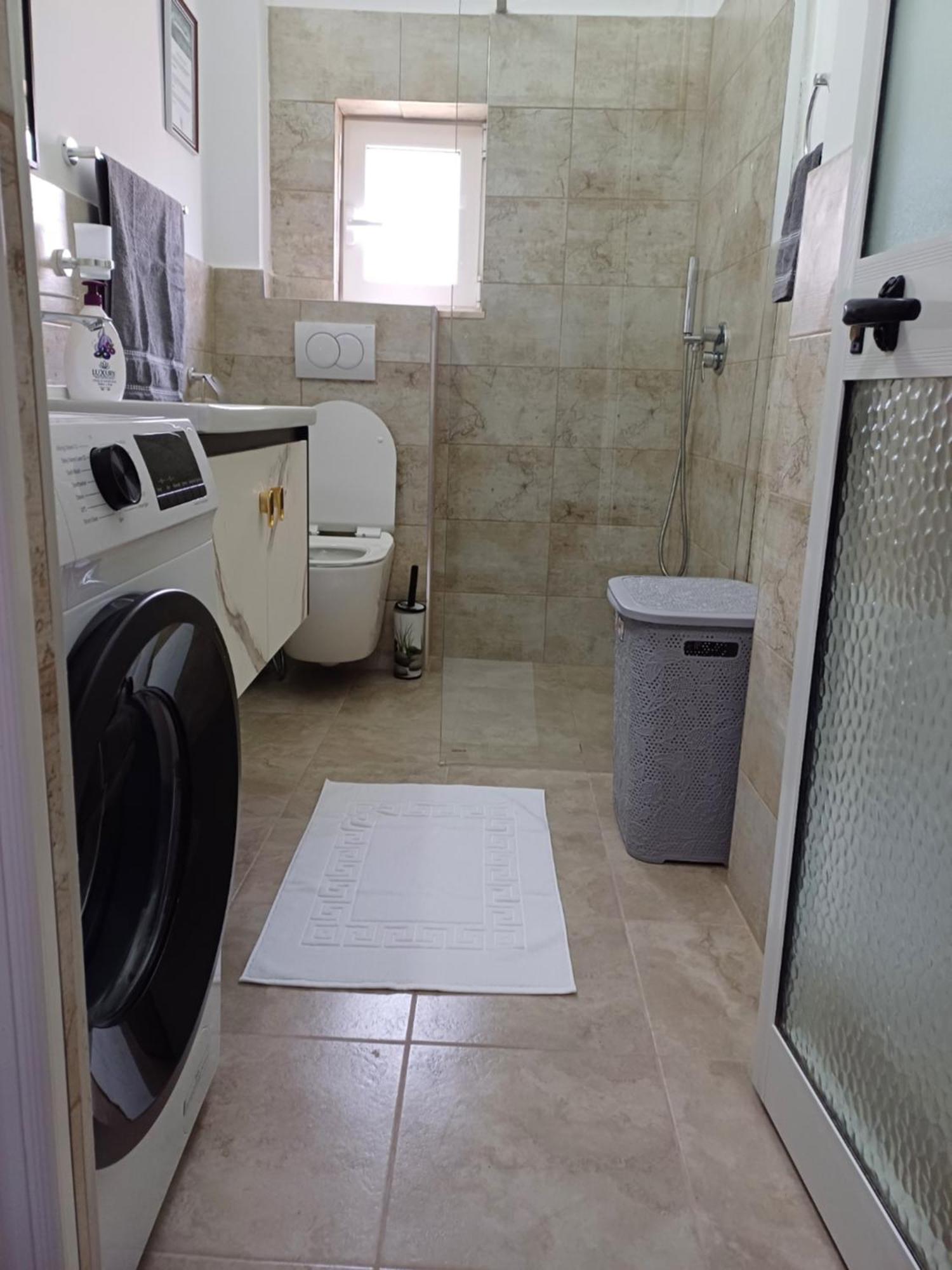 Apartamenti Vero Tirana Exteriör bild